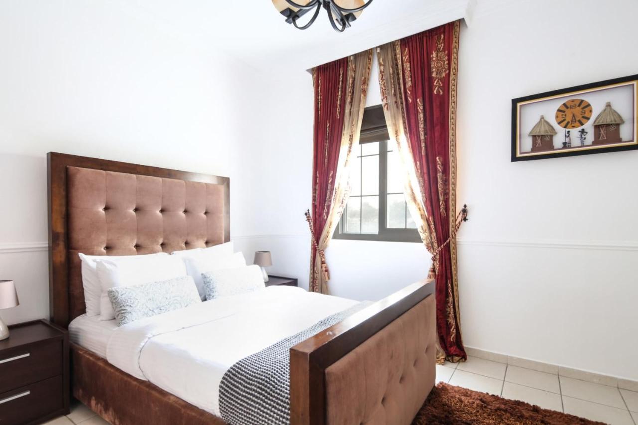 Frank Porter - Arabian Ranches Villa Dubai Exterior photo